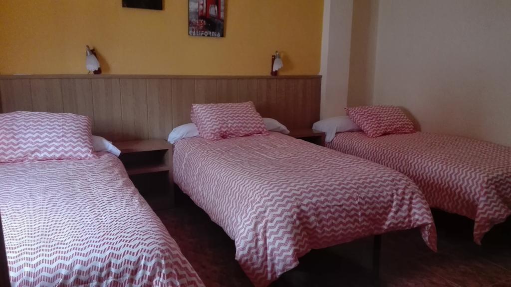 Hostal Andres 엘 살레르 외부 사진