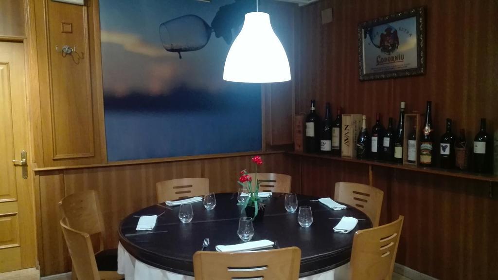Hostal Andres 엘 살레르 외부 사진