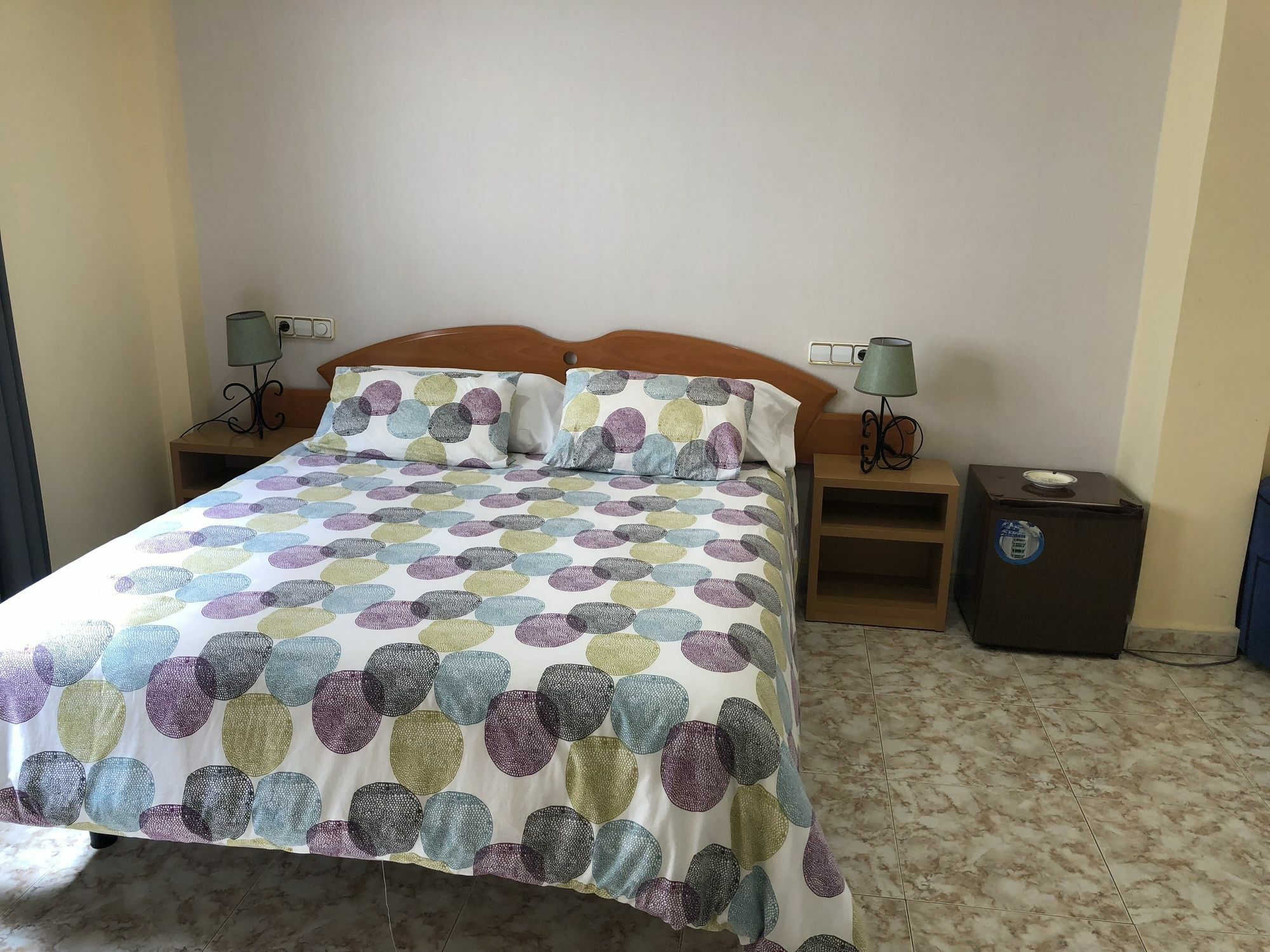 Hostal Andres 엘 살레르 외부 사진