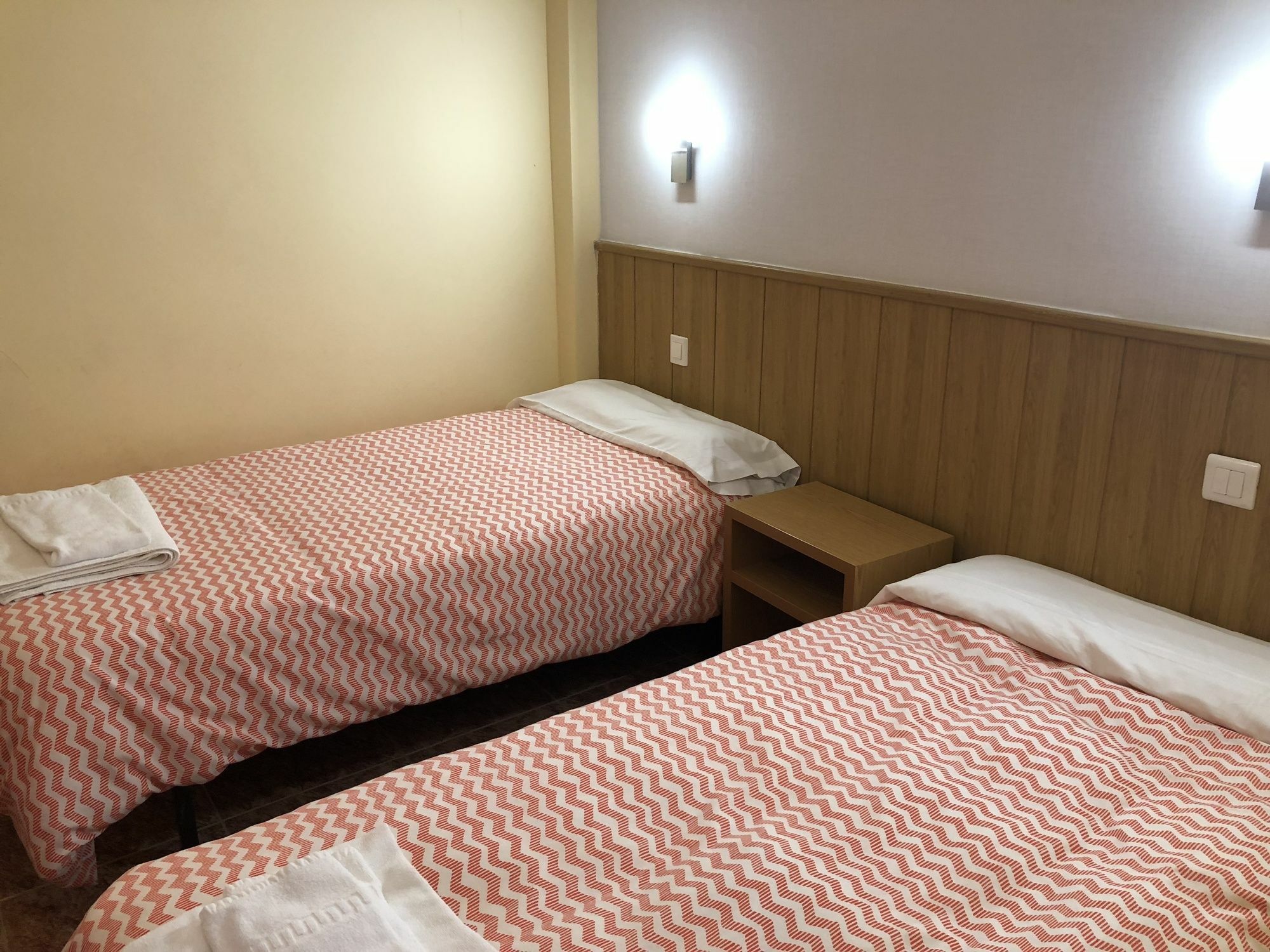 Hostal Andres 엘 살레르 외부 사진