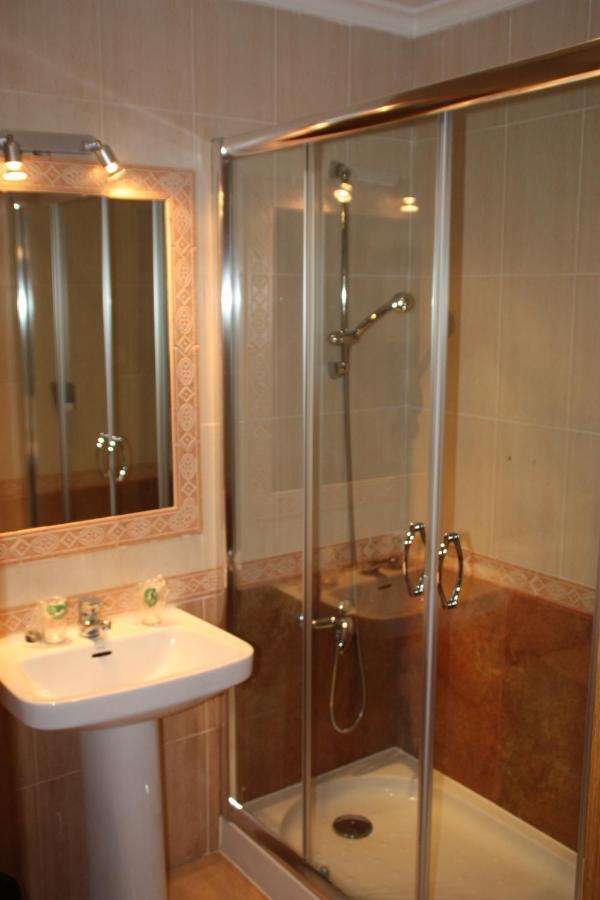 Hostal Andres 엘 살레르 객실 사진